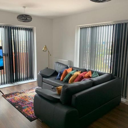 Lakeside 2 Bed Luxury Apartment No Parties No Events Early Check-In Late Check- Out Allowed West Thurrock Extérieur photo