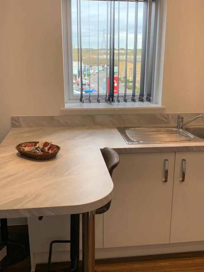 Lakeside 2 Bed Luxury Apartment No Parties No Events Early Check-In Late Check- Out Allowed West Thurrock Extérieur photo