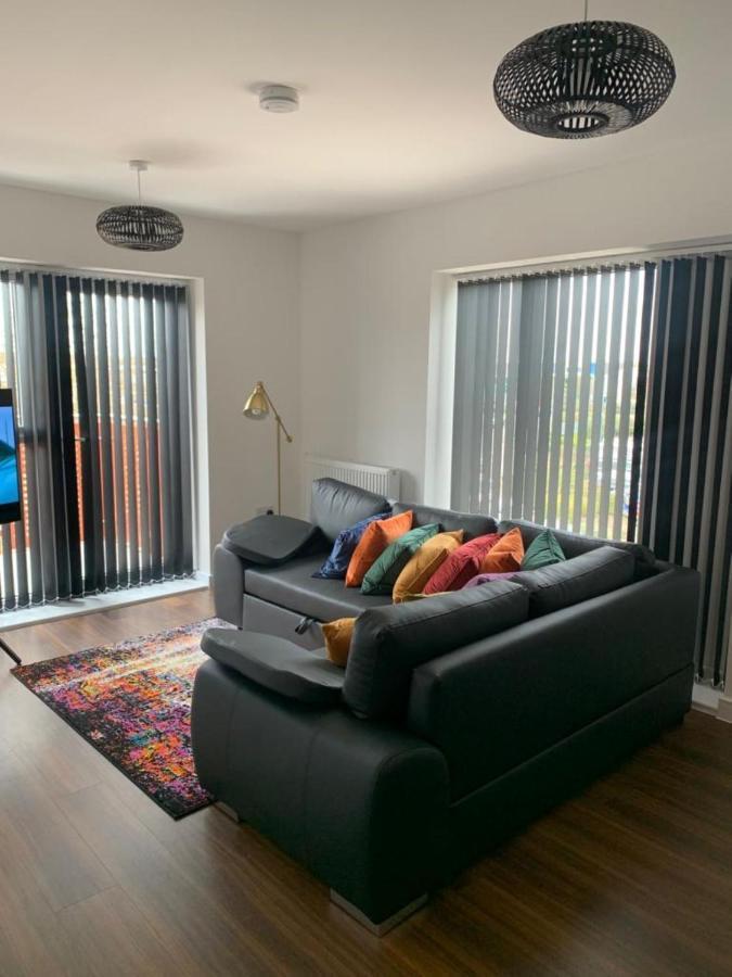 Lakeside 2 Bed Luxury Apartment No Parties No Events Early Check-In Late Check- Out Allowed West Thurrock Extérieur photo