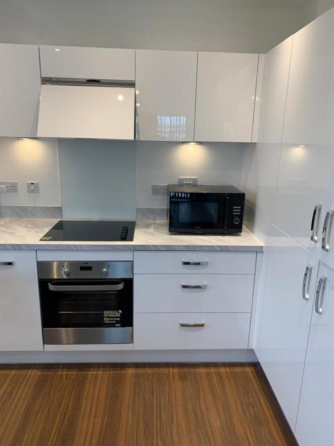 Lakeside 2 Bed Luxury Apartment No Parties No Events Early Check-In Late Check- Out Allowed West Thurrock Extérieur photo