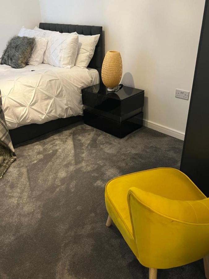Lakeside 2 Bed Luxury Apartment No Parties No Events Early Check-In Late Check- Out Allowed West Thurrock Extérieur photo